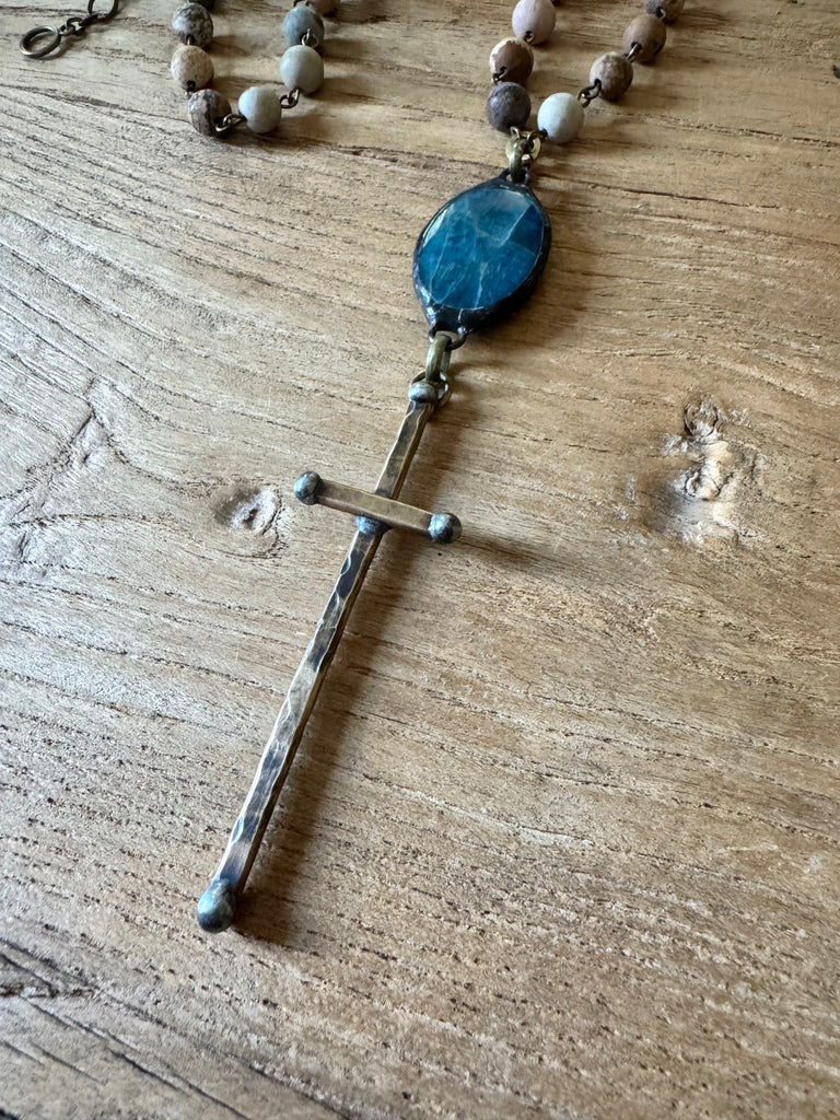 Noah Necklace