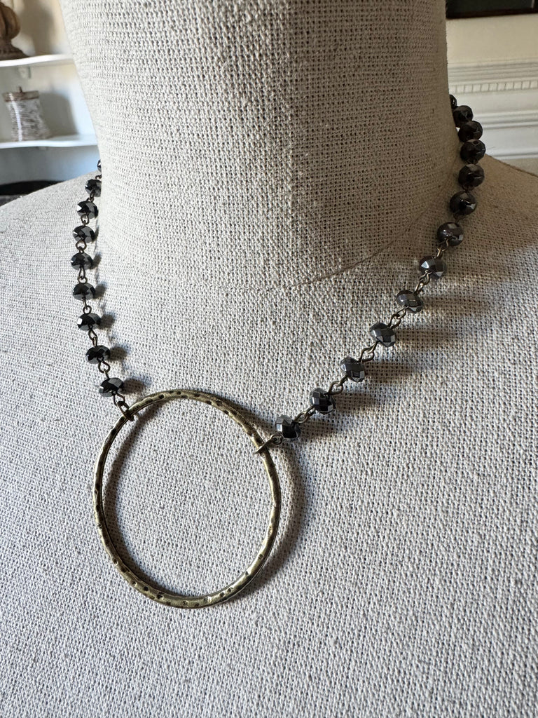 Full Circle Stone Stunner Necklace