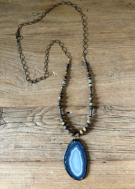 Rock On Agate Necklace